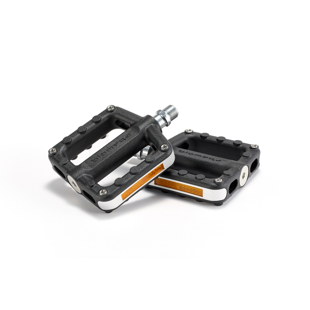 EXTRA PEDALS